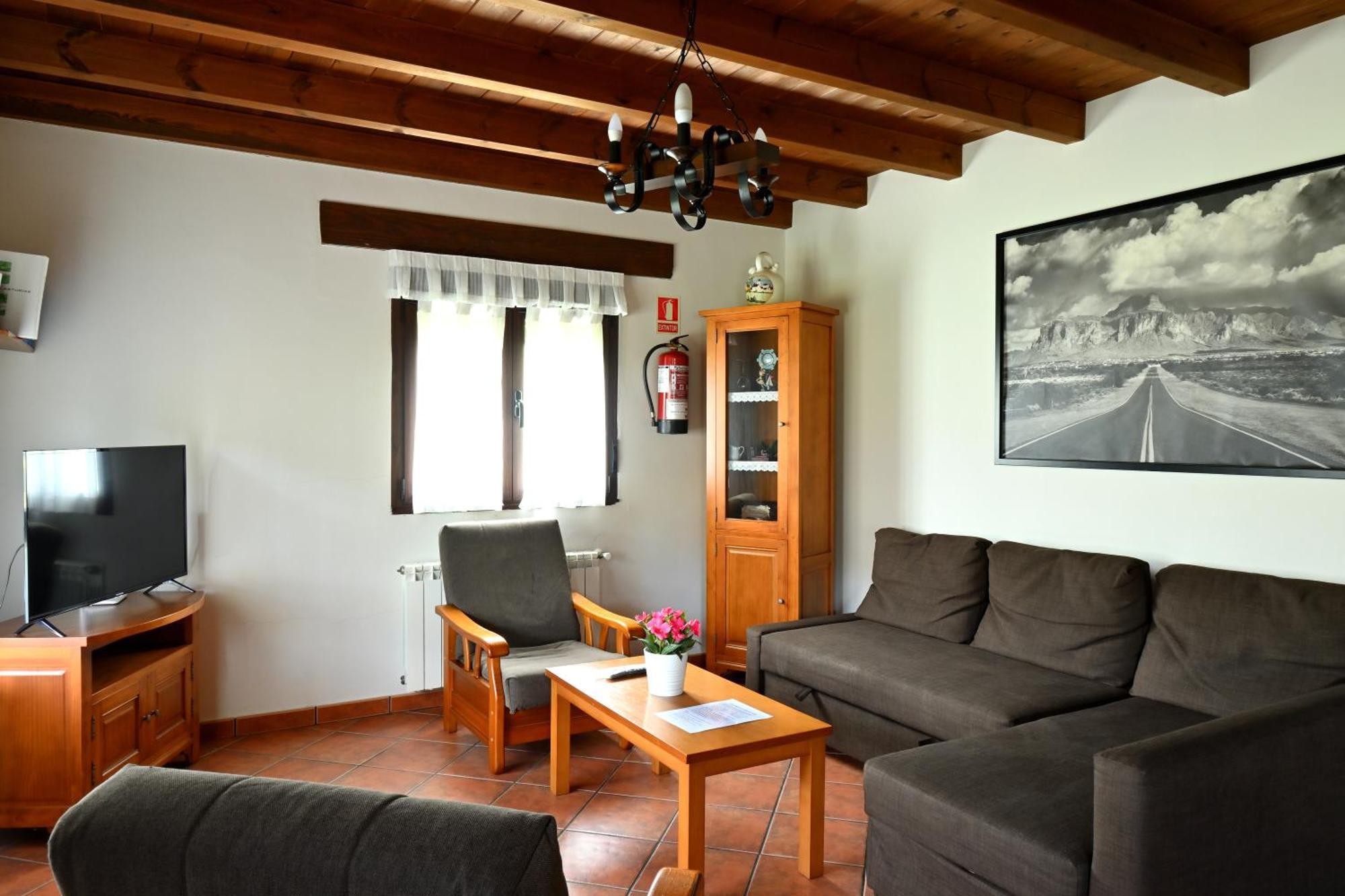 Apartamentos Aires De Avin - Onis Εξωτερικό φωτογραφία