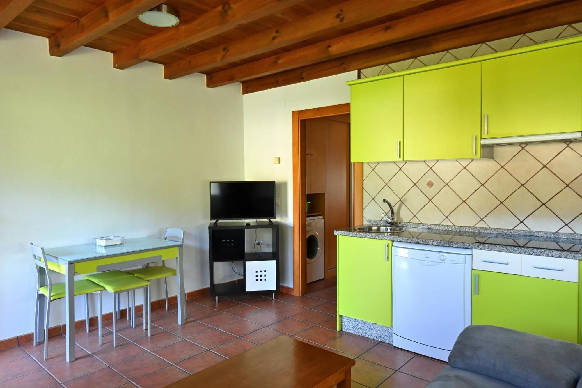 Apartamentos Aires De Avin - Onis Εξωτερικό φωτογραφία