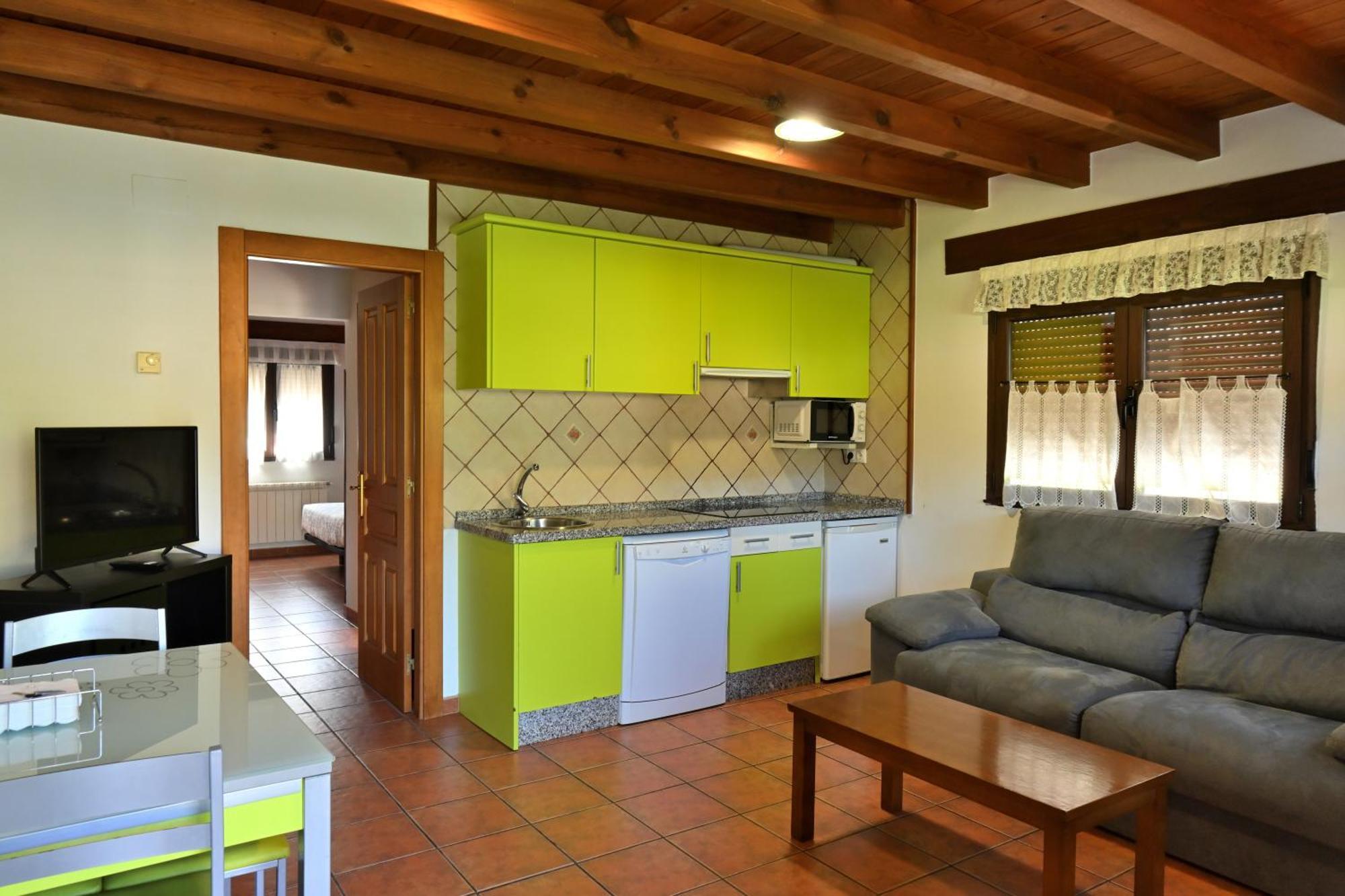 Apartamentos Aires De Avin - Onis Εξωτερικό φωτογραφία