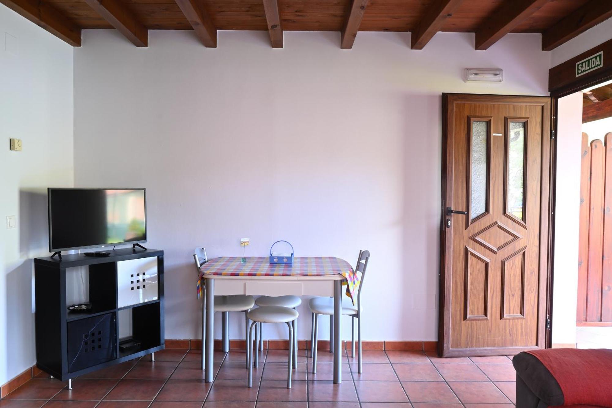 Apartamentos Aires De Avin - Onis Εξωτερικό φωτογραφία