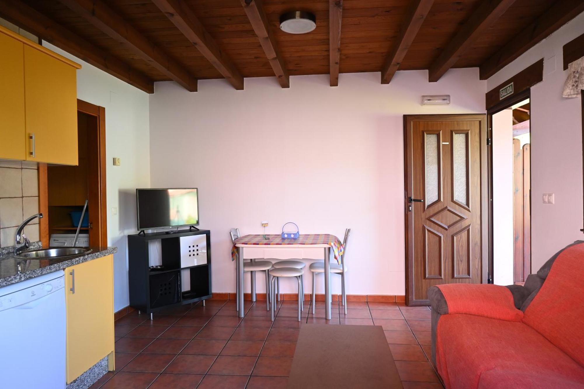 Apartamentos Aires De Avin - Onis Εξωτερικό φωτογραφία